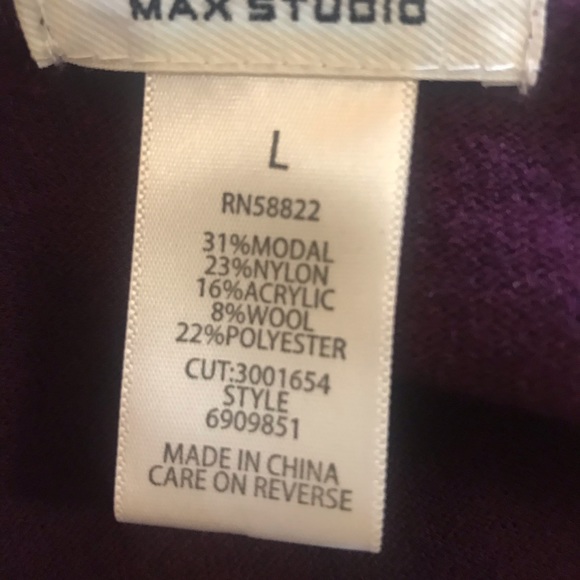 Sweater - Picture 2 of 2